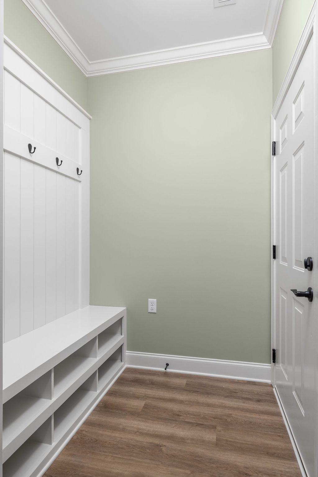 Built in craftsman Pratt Home selling now in Apison, TN