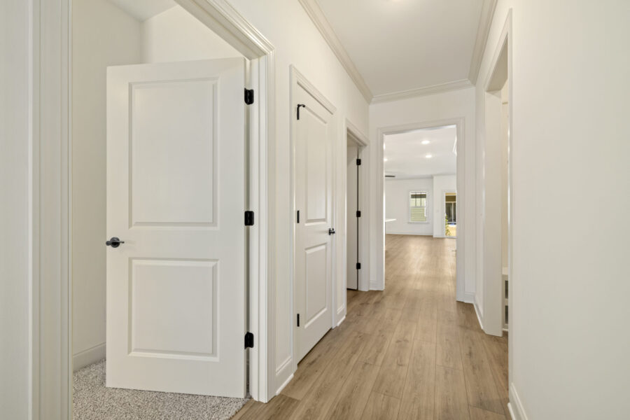 Single family home new construction quick move-in Pratt home