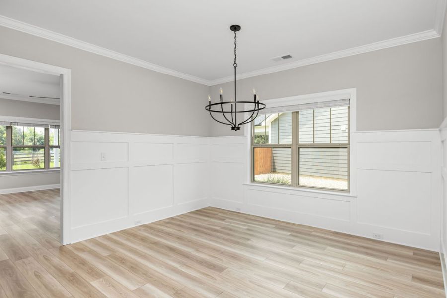 Spacious dining room great for gathering and hosting