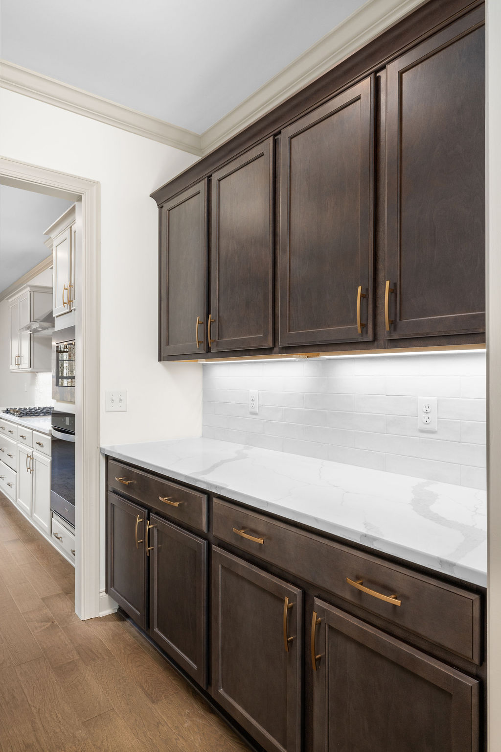 Butlers pantry in 4 bedroom Pratt Home Builders selling now in Soddy Daisy, TN