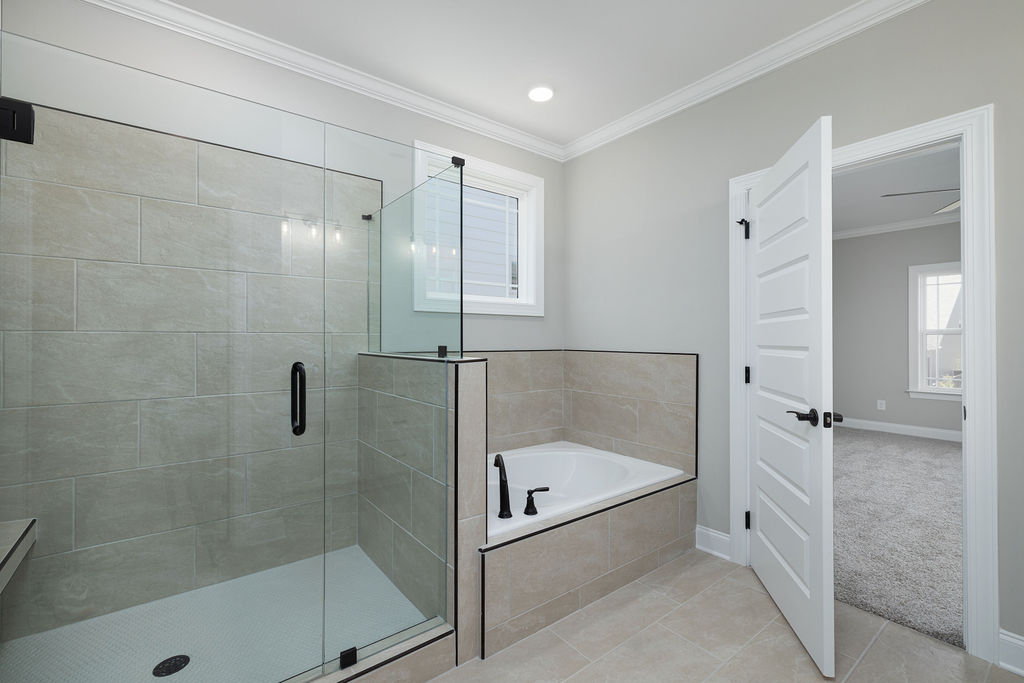 Primary Bathroom in Cleveland TN by Pratt Home Builders